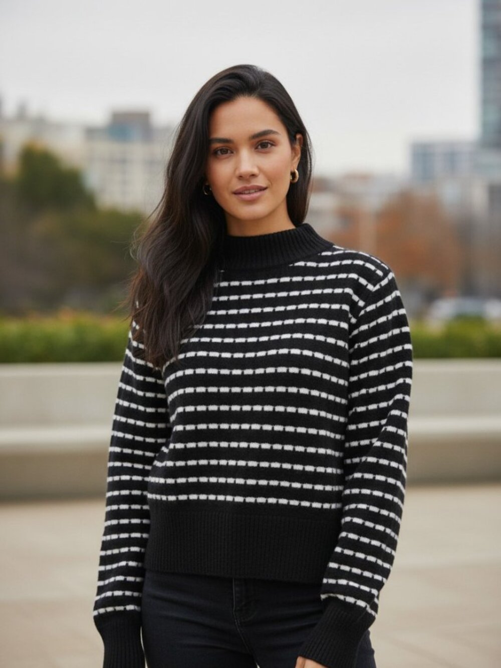 Molli 100% Wool Cropped Sweater M Black Stripe Mock Neck Long Sleeve Pullover